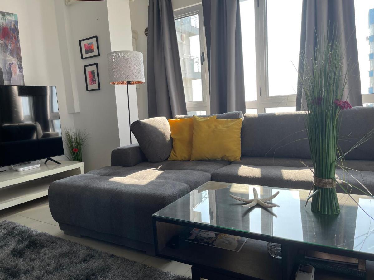Apartment Happiness By Nicole Jutka, Visual Artist Olimp Extérieur photo